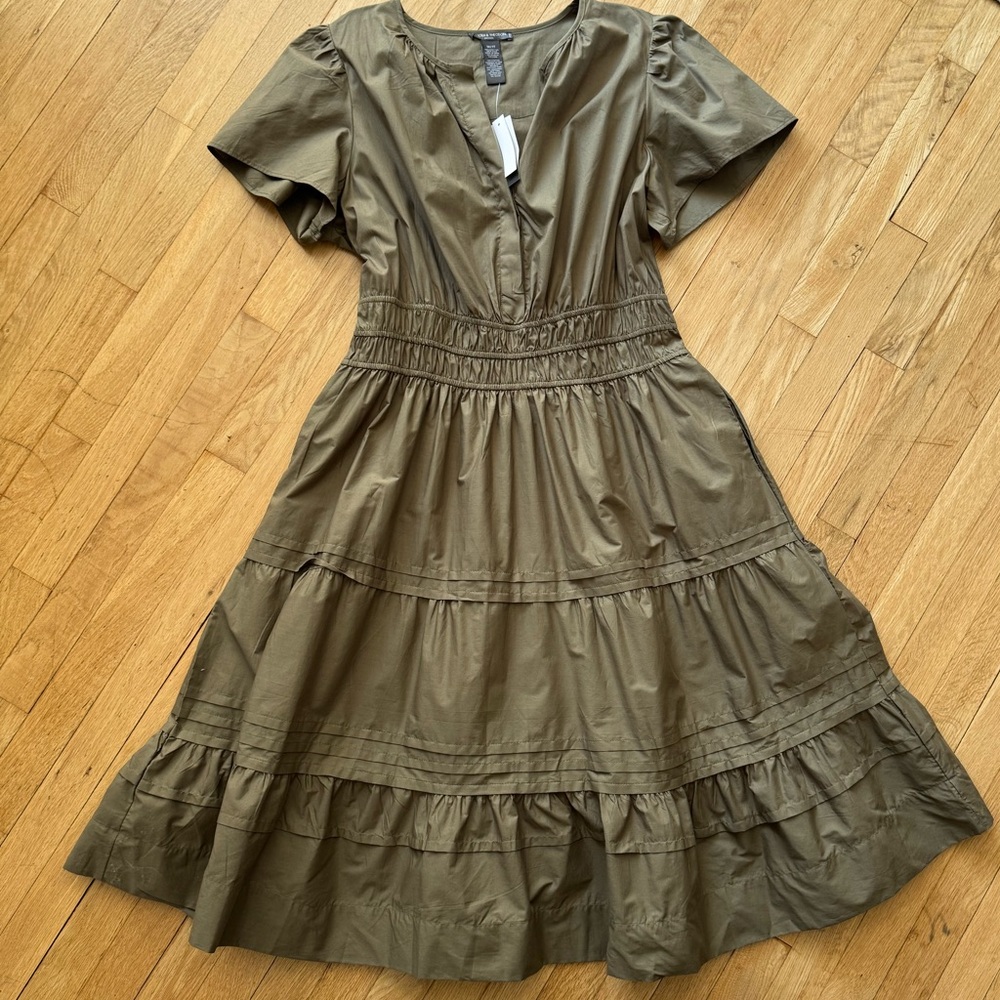 Puff Sleeve Tiered Dress - Picture 3 of 13